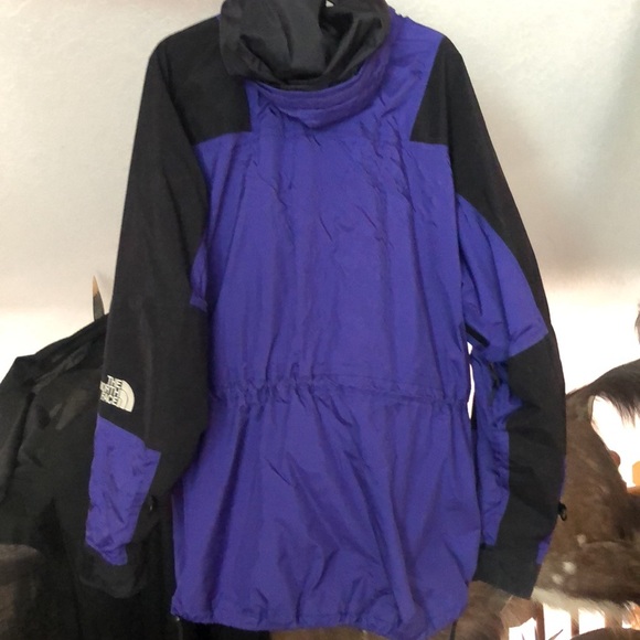 North Face winter coat.  From the 90’s.  P1080 - Picture 4 of 14